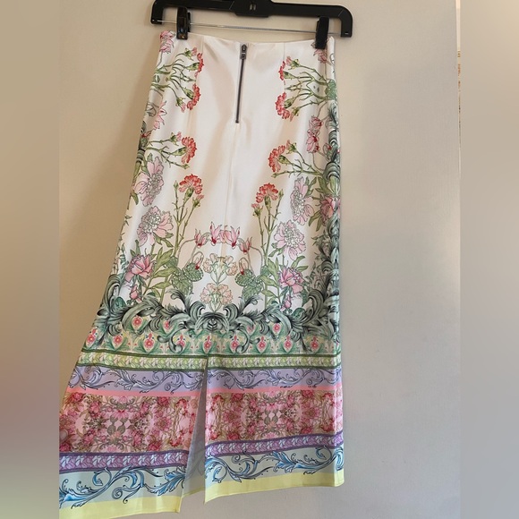 Alice+Olivia Floral Midi Skirt - Picture 3 of 4